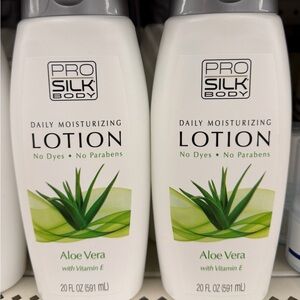 Aloe Vera Moisturizing Lotion - White